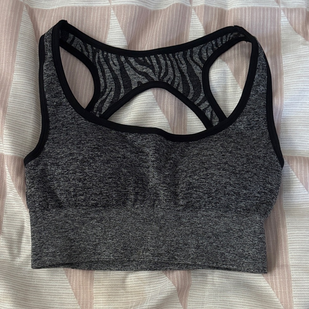 NVGTN Gray Seamless Sports Bra with Black Trim and Zebra Mesh